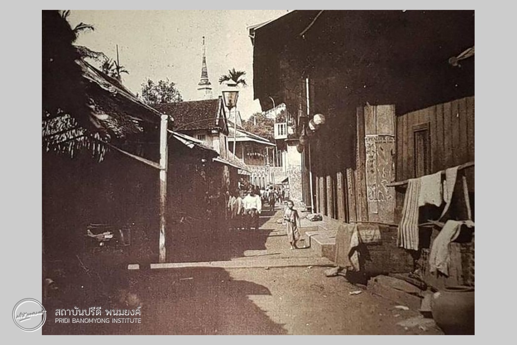 บรรยากาศเมืองจันทบุรีในปี ค.ศ.1930 (พ.ศ. 2473) ภาพจาก teakdoor.com