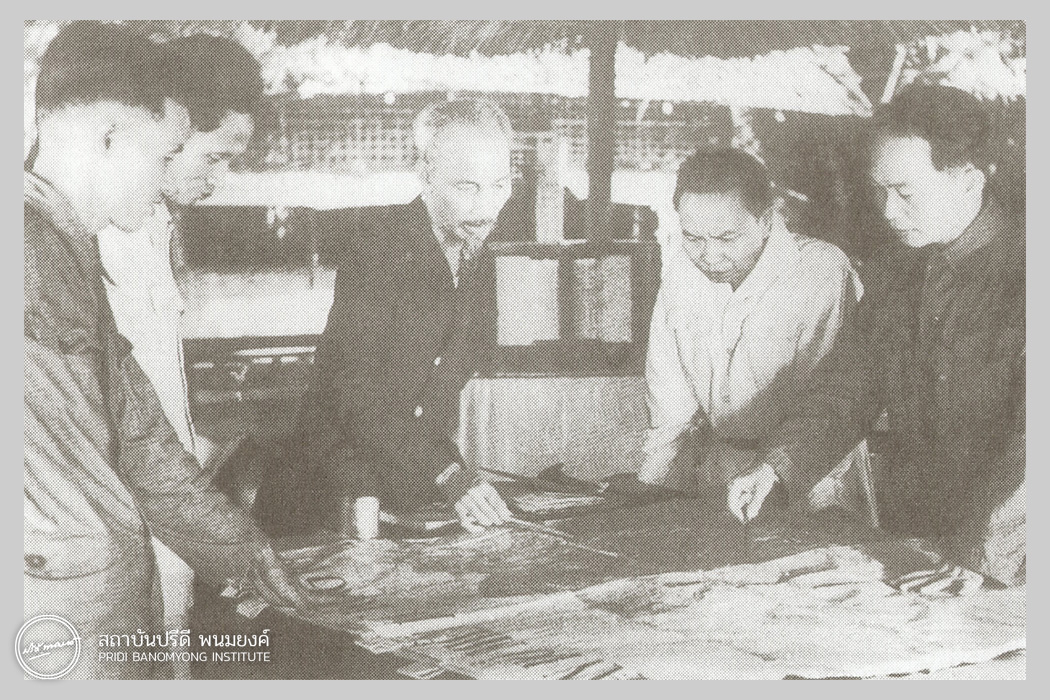 โฮจิมินห์ คณะกรรมการพรรค และรัฐบาล วางแผนเปิดศึกเดียนเบียนฟู ค.ศ. 1953
